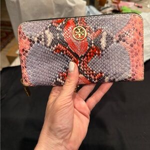 TORY BURCH LUXURY MULTI-COLOR PYTHON
PRINT WALLET